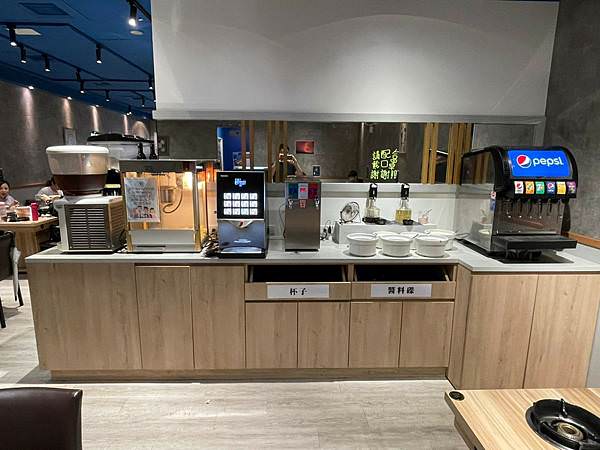 LINE_ALBUM_322饗食鍋-蘆洲店(合作文1720元)_220325_82
